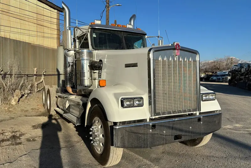 2011 Kenworth Legendary Class 8 Truck | Model W900 | Horsepower 565 Hp | Width 102" | Fuel Tank Capacity 300 Gallons | Used 1