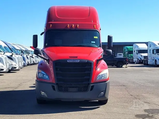 2020 Freightliner Cascadia 126 | Engine Detroit Dd15 | Fuel Capacity 200 Gallon | Horsepower 505 Hp | Used 2
