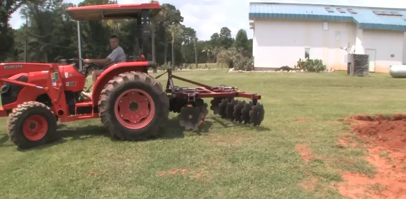 A & B Eagleline Equipment | 3-Point Clevis Hitch Disc Harrow W/ 20" Cut-Out Blades | Model Chh-Co Series | Width 8'2" To 11'4" | Horsepower 45-70 Hp | For Tractors 3