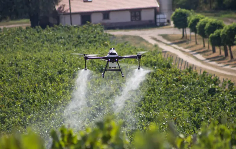 Abz Innovation L10 Pro Spraying Drone 1