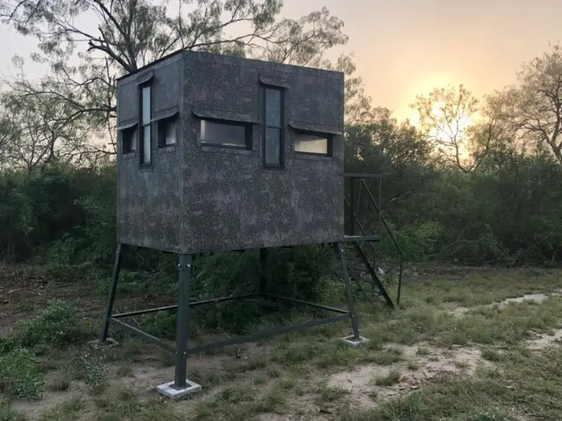 Aws Blind Atascosa Insulated Hunting Blinds | Model 5X7 Ground Blind | Height Up To 20' | Width 60" X 84" | Stationary Setup | For Deer Hunters & Wildlife Enthusiasts 1