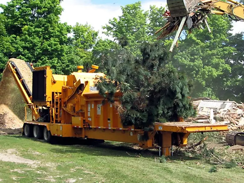 Bandit Horizontal Grinder — Towable / Track | Beast Recycler | 2025 Model 4680Xp 1