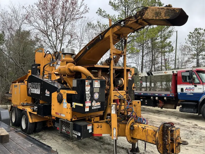 Bandit Towable Wood Chipper | 500 Hp | 2015 Model 2290 | Used 1