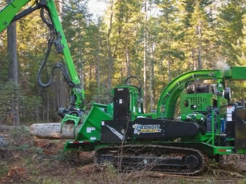Bandit Whole Tree Chipper | 2024 Model 2290 | Self-Propelled Wood Chipper 1