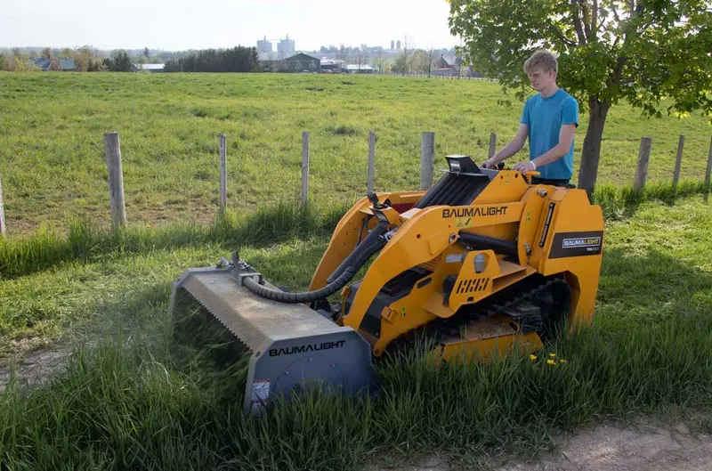 Baumalight Mini Track Loader | Model Trl-620D & Trl-536D | Width 35.5" & 40" | 10.5 Gpm | Kubota D1105 Diesel Engine 1