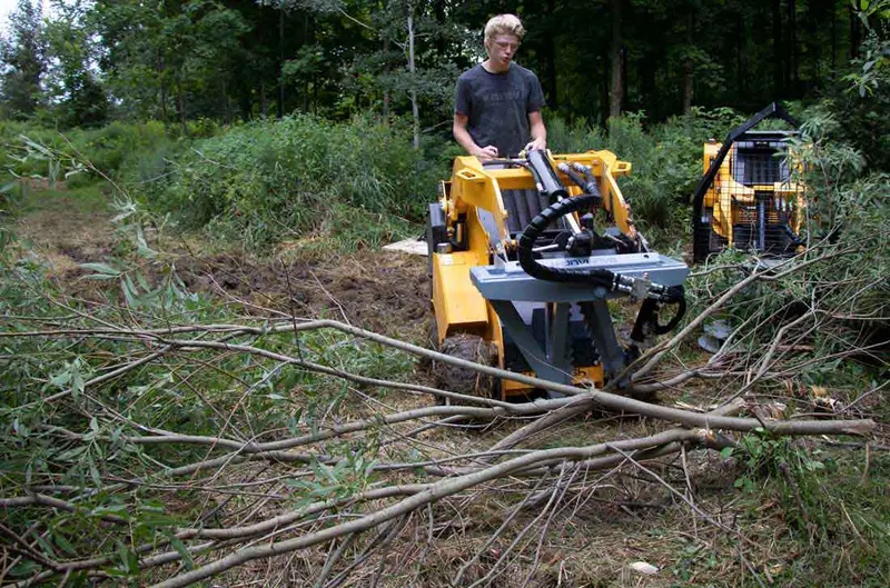Baumalight Tree Puller | Model Ish3m | Limb Size 2" | 8 - 12 Gpm | For Mini Skid Steers 1