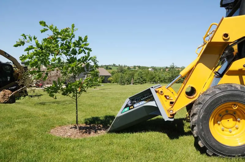 Baumalight Tree Scoop | Model X4b | Scoop Width 28" (44" Plate) | Hydraulic Flow 10 To 15 Gpm | For Skid Steers 1
