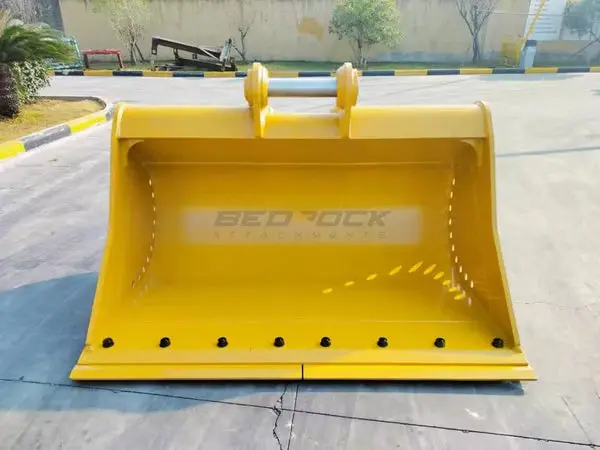 Bedrock Attachments Cleaning Bucket | Model Eb324cbcl | Width 78" | Capacity 1.69 Cu M | Machine Size 24-30 Tons | For Excavators Cat 324 1