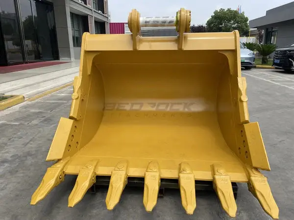 Bedrock Attachments Heavy-Duty Bucket & Adjuster Gp | Model Eb324cbhd-65-1.92 | Width 65-Inch | Capacity 1.92 Cu M | Machine Size 24-30 Tons | For Excavators Cat 324 1