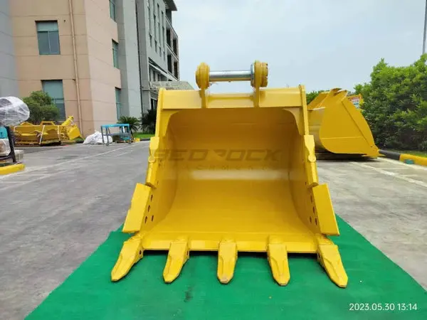 Bedrock Attachments Heavy-Duty Bucket & Adjuster Gp | Width 54-Inch | Capacity 1.6 Cu M | Machine Size 24-30 Tons | For Excavators Cat 330 (Cb-Family) 1
