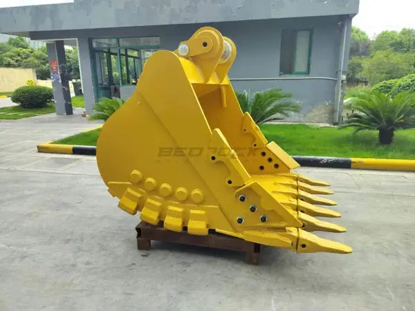 Bedrock Attachments Heavy-Duty Bucket & Adjuster Gp | Width 60-Inch | Capacity 1.87 Cu M | Machine Size 30-40 Tons | For Excavators Cat 336 2