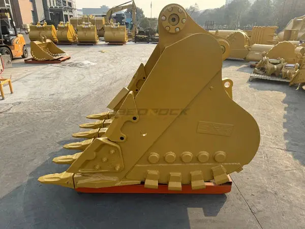 Bedrock Attachments Heavy-Duty Bucket | Width 60-Inch | Capacity 1.86 Cu M | Machine Size 30-40 Tons | For Excavators Cat 330 1