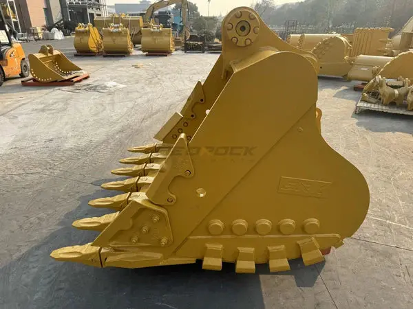 Bedrock Attachments Heavy-Duty Bucket | Width 72-Inch | Capacity 2.3 Cu M | Machine Size 30-40 Tons | For Excavators Cat 330 1