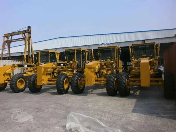 Bedrock Attachments Push Block | Model Mp04 | Width: 15.7" | Weight: 0.93 Ton | For Cat Motor Grader 1