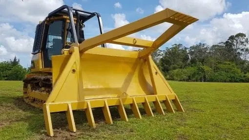 Bedrock Attachments Tree Pusher | Bp Series | Width 86.6", 94.5" & 102.4" | Machine Size 10-35 Tons | For Bulldozers 1