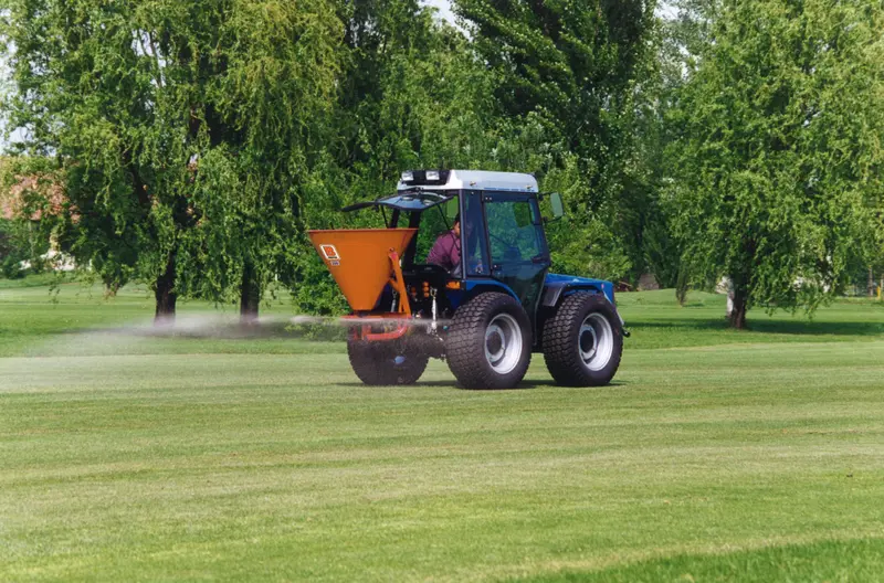 Befco Hop Broadcast Spreaders | Working Width 32", 35", 42" & 48" | Horsepower 16-50 Hp | For Tractors 1