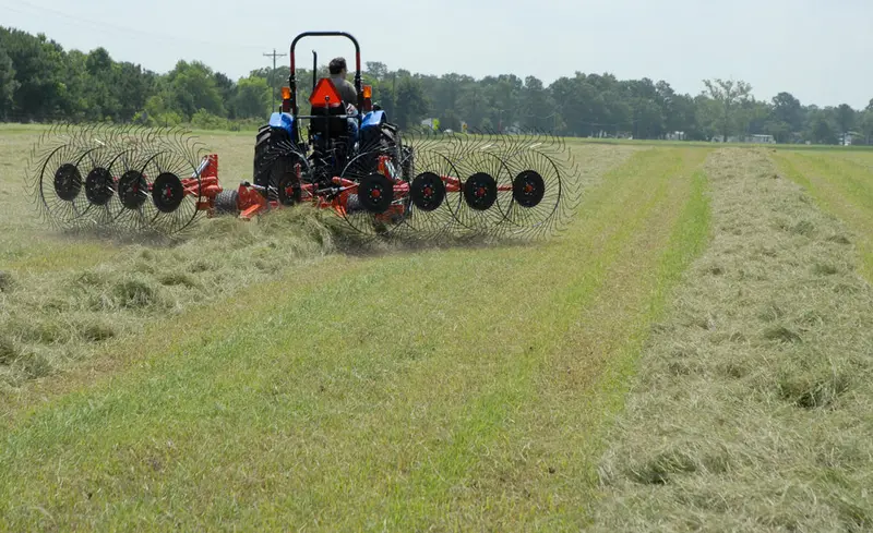 Befco | V-Wheel Hay Rakes | Model Hrc Series | 8 To 12 Wheel Configurations | 21′ To 25′ Working Width | Hydraulic Folding | Horsepower 30 To 80 Hp | For Tractors 2