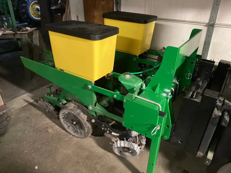Biggs Planter Compact / Light‑Lift 2‑Row Planter | Row Spacing 30" / 36" | 35–50 Hp | For Tractors 1