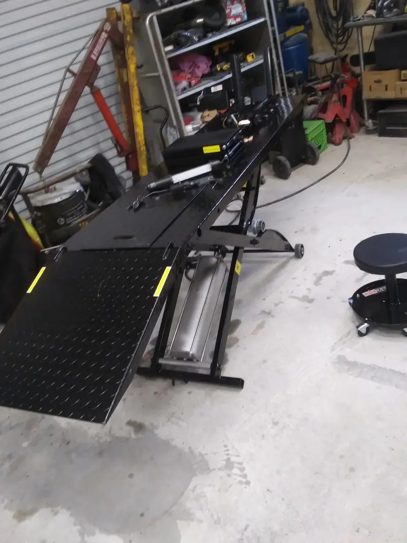 Black Widow Deluxe Motorcycle Shop Kit | Model Bw-Sk-D | Platform Size 78" X 47" | Lift Height Range Up To 33" | Capacity 1,000 Lb | For Street, Touring & Cruiser Bikes 2
