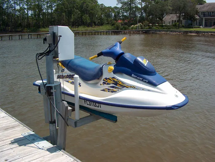 Boat Lift Distributors | 1250 Bld Twister | Model Sku00084 | 1,250 Lb Capacity | 360° Rotating Pwc Lift | Galvanized Ride Pipe | Pile & Dock Mounted | For Personal Watercraft 1