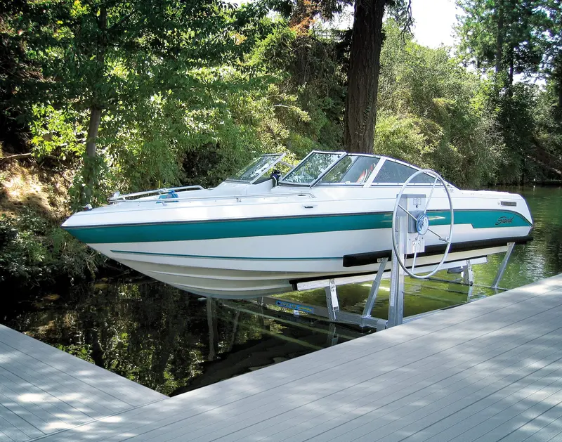 Boat Lift Distributors | 3000 Lb Hewitt Cantilever Boat Lift | Model Loa30x104 | Width 104″ X 109″ | Power Manual, 110V Ac & 12V Dc | For Boats 18′ To 20′ 1