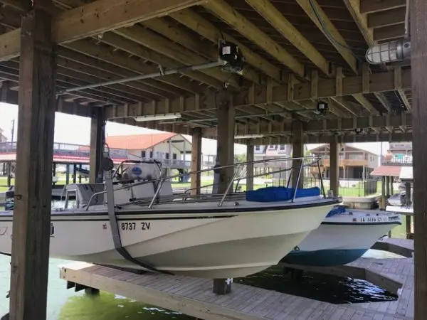 Boat Lift Distributors | 8,000 Lb Salt Water Sling Lift | Model Sku001411 | Marine-Grade Saltwater Use | 1 Hp Motor | For Small Boats, Bay Boats, & Skiffs 1