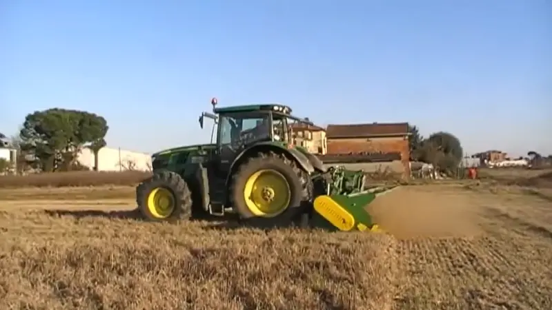 Celli Folding Corn Stalk Chopper (Folds To 8') | Scorpio/P Series | Working Width 13' 2" & 14'8" | Hp 100-180 | For Tractor 1