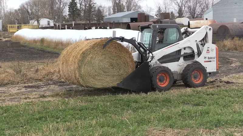 Cid Hay Bale Grapple Bucket Attachment | Width 72", 84" & 96" | 15–20 Gpm | For Skid Steers 1