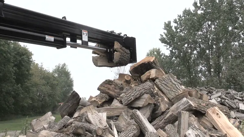Cid Log Splitter Attachment | Model Inverted & Horizontal | Width 14.5"-18.5" | 15–25 Gpm | For Skid Steers 1