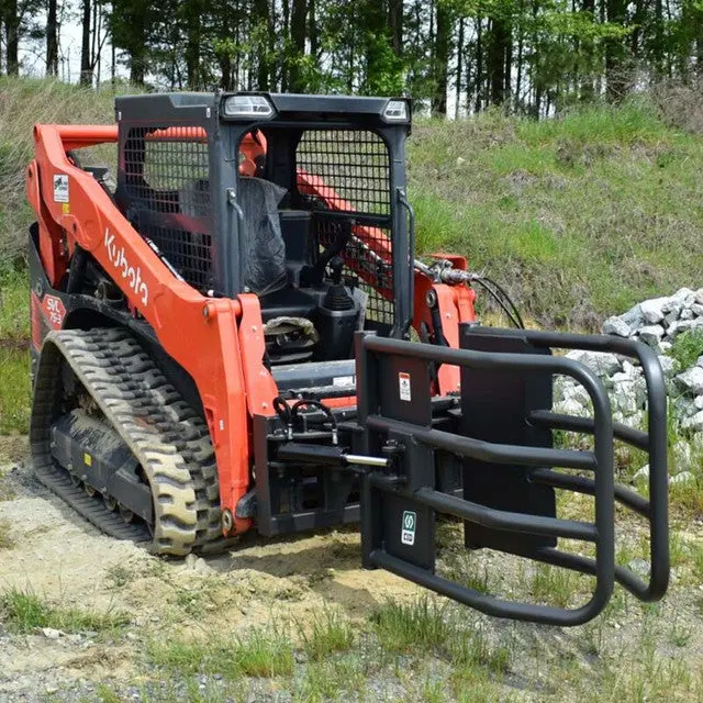 Cid X-Treme Bale Squeezer | Lifting Capacity 2,800 Lbs | 10-15 Gpm | For Skid Steers 1