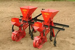 Covington Tp46p/Cov9s Planters Two Row With Cultivator With Poly Hopper (2) | Horsepower 20-40 Hp | For Tractor 1