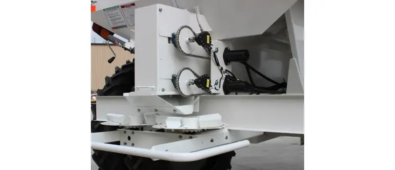 Dalton Ag X2 Dry Fertilizer Spreaders With Dual Tires |Model X2 1055, |X2 1064| X2 1073 4