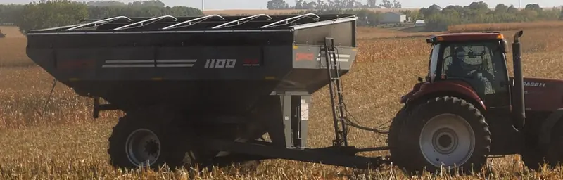 Demco Single Auger Grain Cart | Model 1000 & 1100 | Total Weight 12,920 To 13,110 Lbs | Horsepower 175+ Hp | For Tractors 1