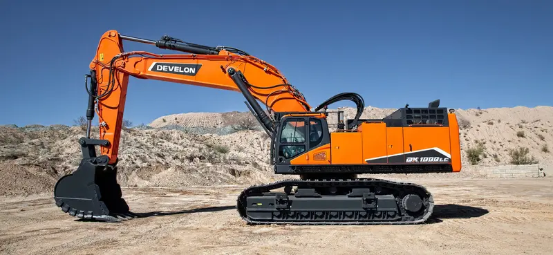 Develon | Crawler Excavator | Model Dx1000lc-7 | Dig Depth 28' 10" | 628.9 Hp | 110.6 Tons | For Heavy-Duty Mining, Quarry & Mega Construction 1