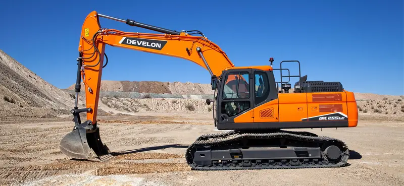Develon | Crawler Excavator | Model Dx255lc-7 | Dig Depth 22' 4" | 185.1 Hp | 30 Tons | For Heavy Construction, Demolition, & Infrastructure Projects 1