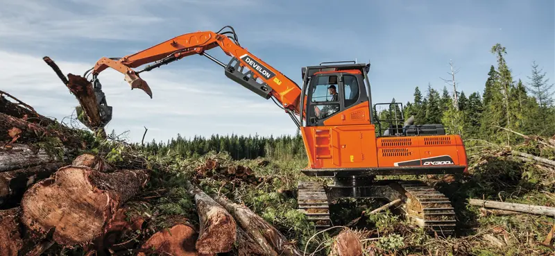Develon | Log Loader | Model Dx300ll-5 | Reach 37' 2" | Loading Height 28' 8" | 266.5 Hp | 41 Tons | For Precision Forestry & Road Building 1