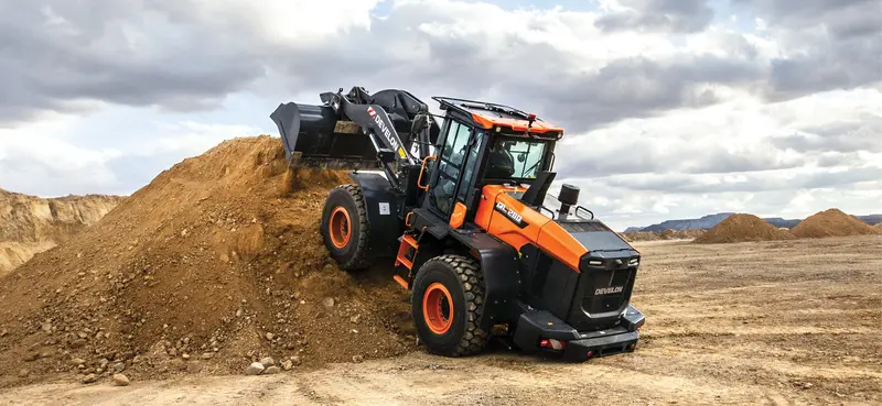 Develon | Wheel Loader | Dl280-7 | Width 8' 11.9" | Horsepower 189.1 Hp | For Heavy-Duty Construction, Recycling, & Material Handling 2