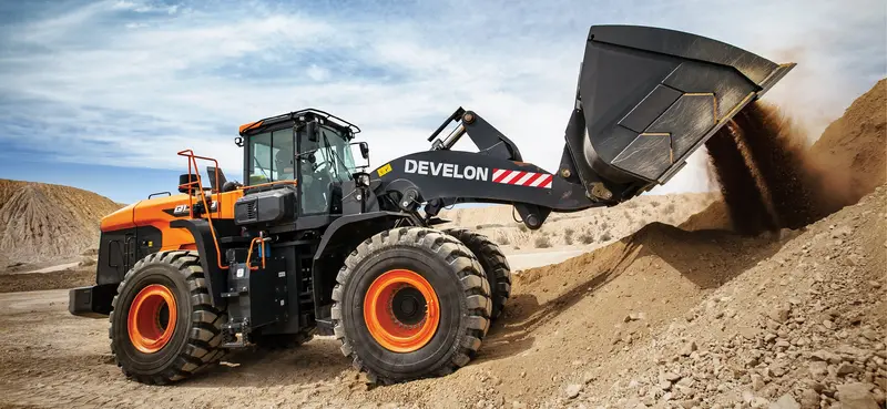 Develon | Wheel Loader | Model Dl580-7 | Width 11' 2.8" | Horsepower 394.3 Hp | For Mining, Heavy Construction & Aggregate Handling 2