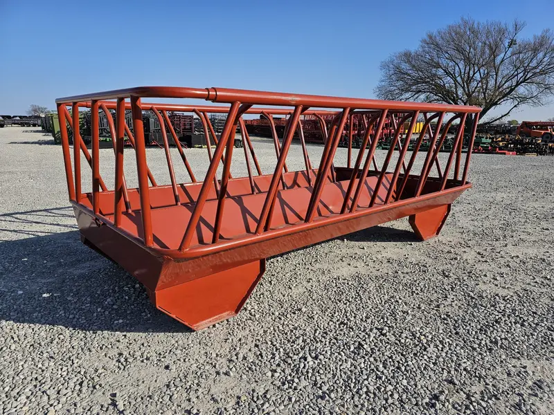 Dh Farm Bale Feeder On Skids | Length 12' | Width 80" | 30–50 Hp | For Tractors 1