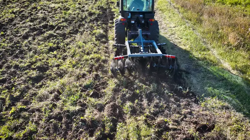 Dirt Dog 3-Point Lift Tandem Disc Harrow | 200 Series | Overall Width 63", 73", 78" & 96" Inches | Horsepower 35-65 Hp | For Tractors 3