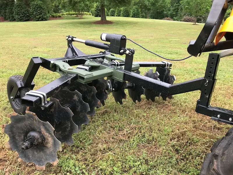 Dirt Dog Atv Equipment – Disc Harrow | Models Dhv Series | Overall Width 37", 51" & 67" Inches | Horsepower 35-65 Hp | For Atv/Utvs 3