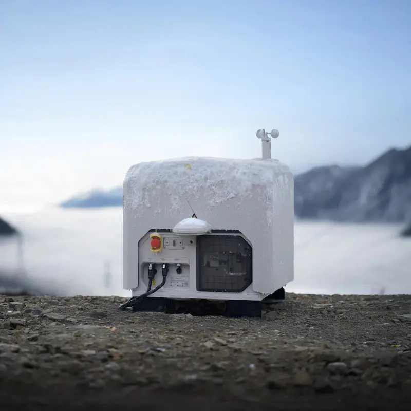 Dji Dock 3 | Seamless Matrice 4 Compatibility | Ip56 Weatherproof Dock | Fast 27-Min Battery Charging 1