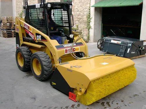 Ei Attachments Bucket Broom Asphalt Special Direct Drive Motor | 72" & 84" Working Width | Hydraulic Flow 15–25 Gpm | For Skid Steer 1