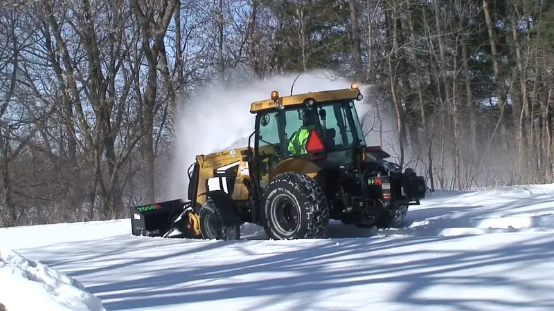 Erskine Sb-300 Snowblower W/Hydraulic Power Unit | 48", 54", 60", 72", 78" & 84" Width | Hydraulic Flow 15-24 Gpm | For Tractor 1