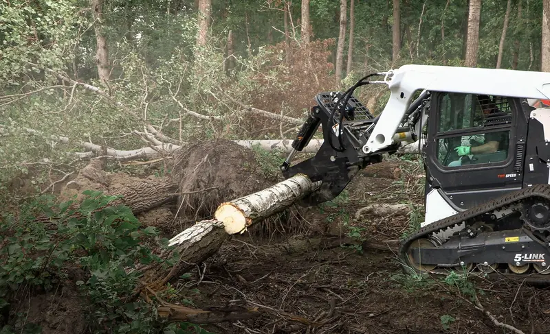 Erskine Tree Shears | Working Width 45.20” Inches | Rotating Head 90° Degree | For Skid Steer 1