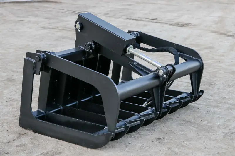 Express Steel 3.5' Toro/Dingo Root Grapple | Width 42" | 9–15 Gpm | For Mini Skid Steers 1