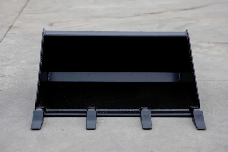 Express Steel 3' Toro Dingo Tooth Bucket | Width 36" | 25 Gpm | For Mini Skid Steers & Loaders 1