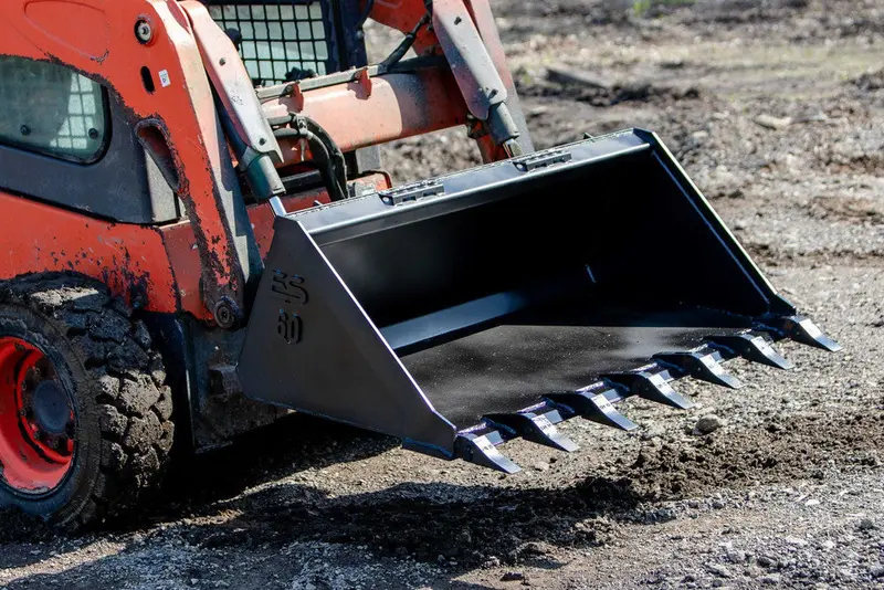Express Steel 5' Standard Tooth Bucket | Width 60" | 25 Gpm | For Skid Steers 1