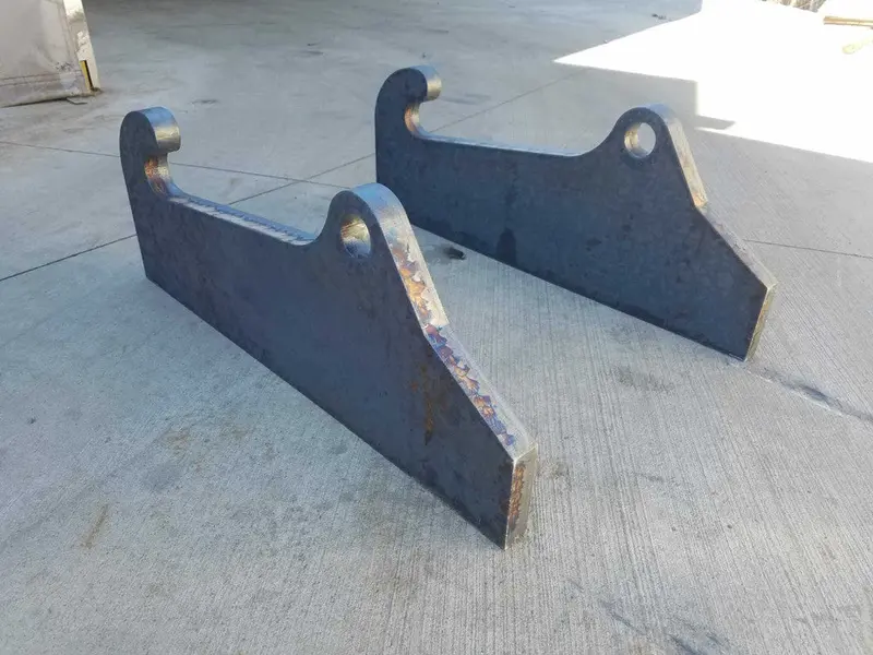 Express Steel Mounting Accessories | Model Cat It28 Female Adapter Blanks | Width 34.5" | 20-35 Gpm | For Loaders & Skid Steers 1
