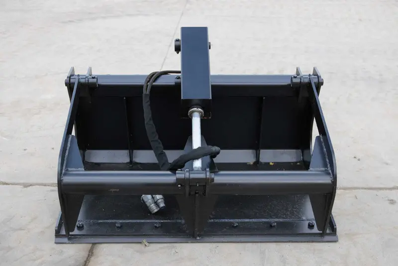 Express Steel Toro Dingo Solid Bottom Grapple | Width 42" | 9-15 Gpm | For Mini Skid Steers 1